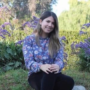 Meet your Posher, Alexia